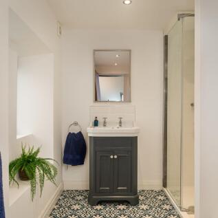 Bedroom Two En-suite