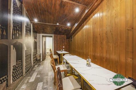 285   High Road -005.jpg