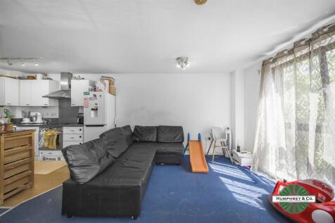 Flat 7, 2 Bloomfield Court Brisbane Road -011.JPG