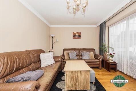 24   Manning Road -013.jpg