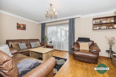 24   Manning Road -012.jpg