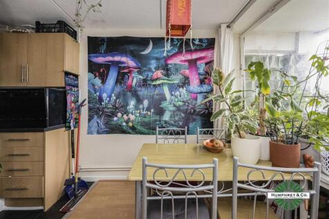 Flat 234 Missenden Inville Road -011.jpg