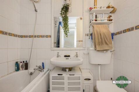 Flat 234 Missenden Inville Road -001.jpg