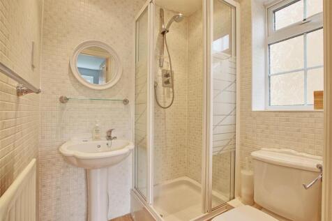 Ensuite Three.jpg