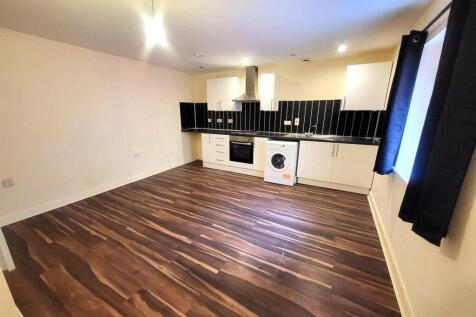 Lounge/ Kitchen Pic 1