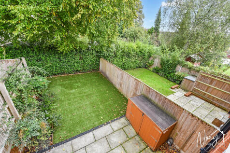 Ph1_6217209 - Cop...