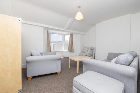 Flat-4-9-11-Kingsdown Parade-BS6-5UE-1.jpg