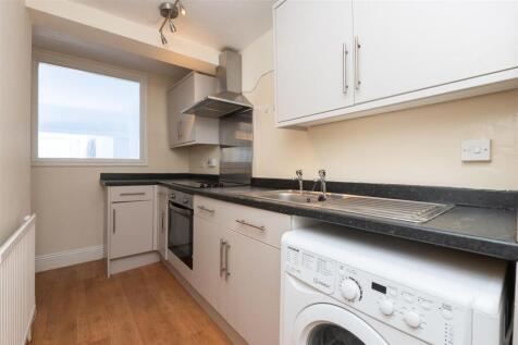 Flat-4-9-11-Kingsdown Parade-BS6-5UE-7.jpg