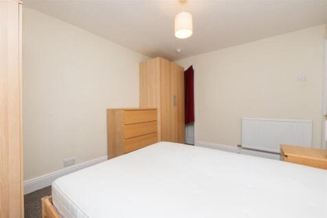 Flat-4-9-11-Kingsdown Parade-BS6-5UE-13.jpg