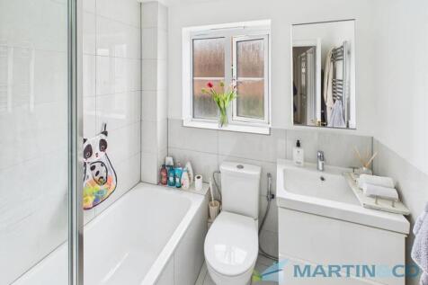 CAM02145G0-PR0065...