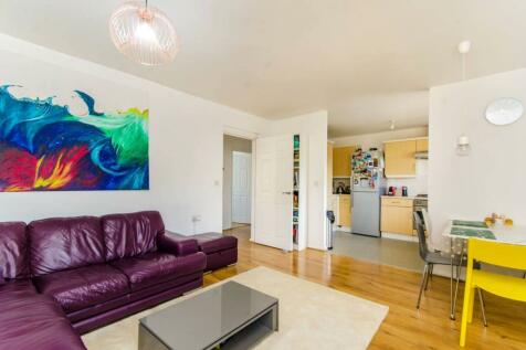 2 Bedroom Flats To Rent In Manor Park East London Rightmove