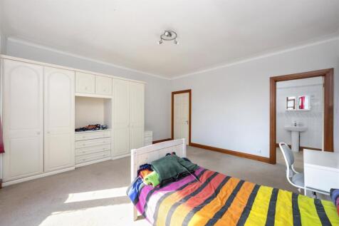 Links Road, Lyne House-008.JPG