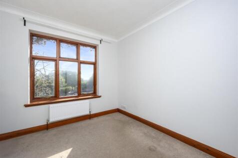 Links Road, Lyne House-011.JPG