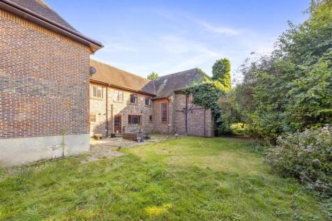 Links Road, Lyne House-030.JPG