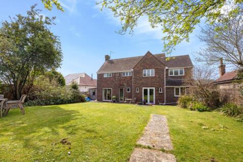 Cissbury Drive, 8-036.jpg