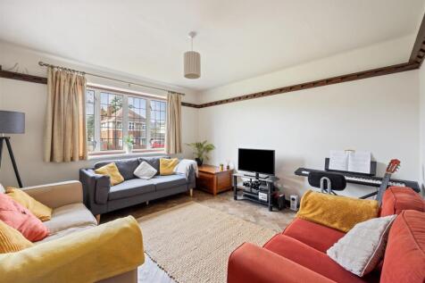 Cissbury Drive, 8-031.jpg