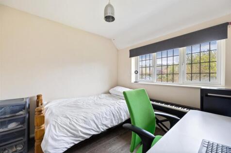 Cissbury Drive, 8-013.jpg