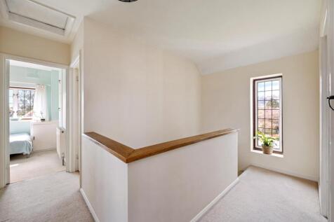 Cissbury Drive, 8-018.jpg