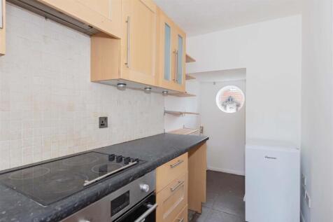 Bridgenorth Close_6.jpg