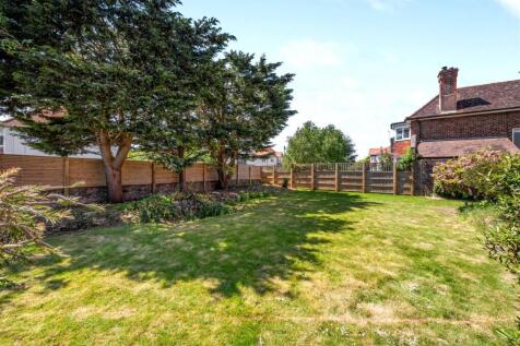 St Valerie Road, 19-023.jpg