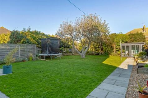 Anscombe Close_3.jpg