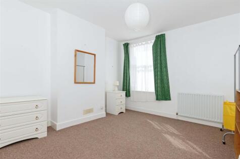 TF 18 Kingsland rd_3.JPG