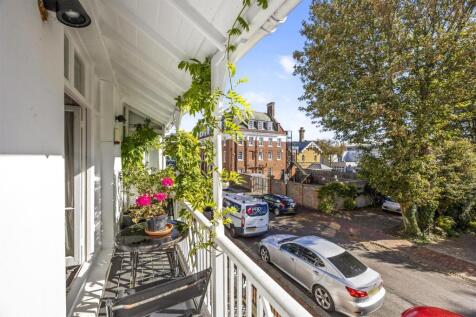 Ambrose Place, 4_4a-014.JPG