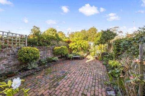 Ambrose Place, 4_4a-004.JPG