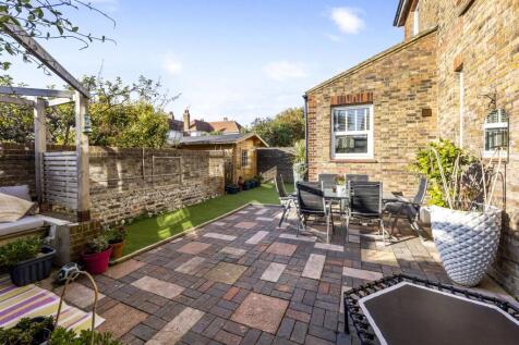 Salisbury Road, 5-037.JPG