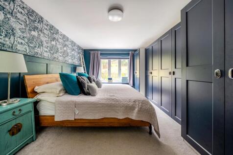 Bedroom 1 2nd angle.JPG