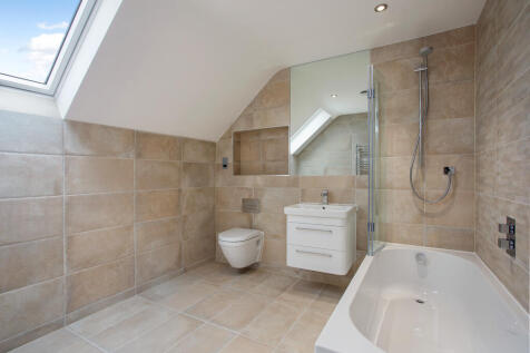 Show Apartment Bathroom