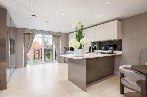 Show Apartment Kitchen
