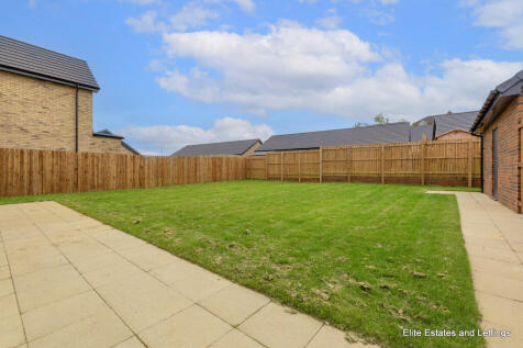 06-External Garde...