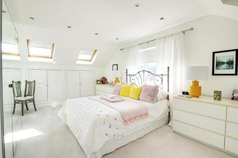Master Bedroom.jpg