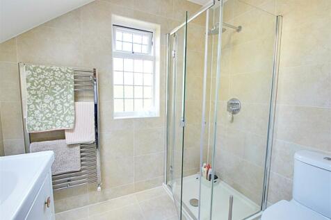 Shower Room.jpg