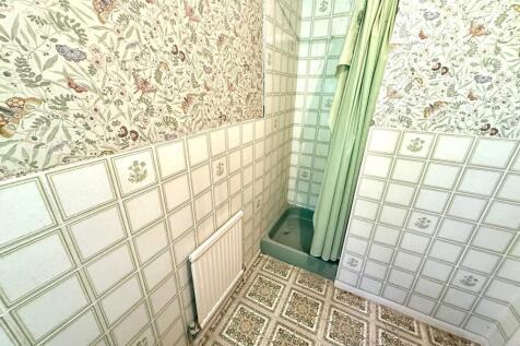 En Suite Shower Room