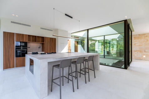 Claire Martin Lluna 23-26.JPG