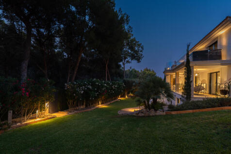 Montcada night-4.jpg