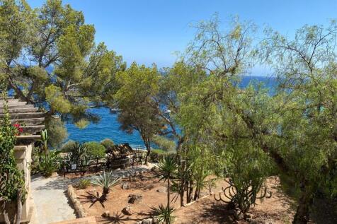 Accross the street1.jpeg