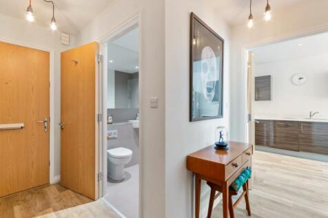 25 Concord Court Ph14.jpg