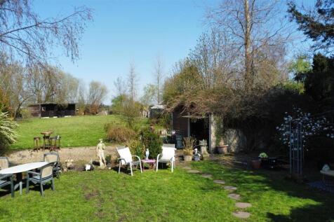 New Lane Rear Garden