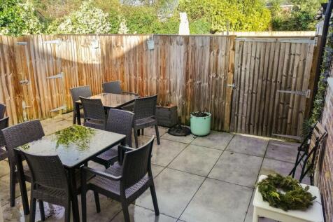 Cookham Arcade, High Street, Cookham, Berkshire SL6 9SF