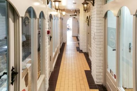 Cookham Arcade, High Street, Cookham, Berkshire SL6 9SF