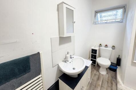 2a Abbey Park Road, Grimsby, North East Lincs, DN32 0HR