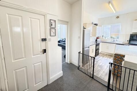 2a Abbey Park Road, Grimsby, North East Lincs, DN32 0HR