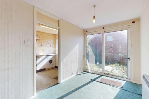 3 Athena Place, The Drive, Northwood, Middlesex, HA6 1HG