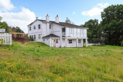 Svetlanas, St. Anns Hill Road, Chertsey, Surrey, KT16 9NN