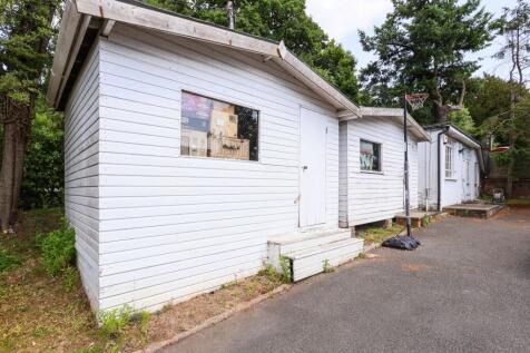 Svetlanas, St. Anns Hill Road, Chertsey, Surrey, KT16 9NN