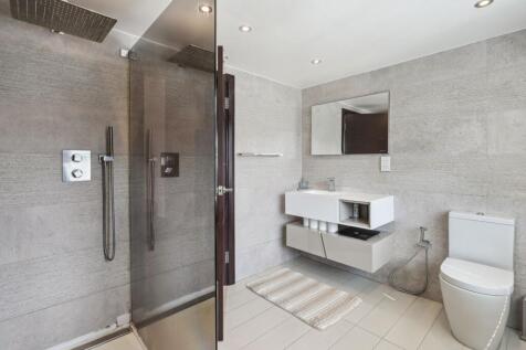 Svetlanas, St. Anns Hill Road, Chertsey, Surrey, KT16 9NN