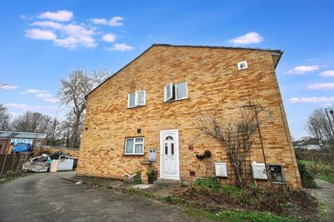 Flat 1 Woodglen, Bishopsford Road, Morden, SM4 6AW